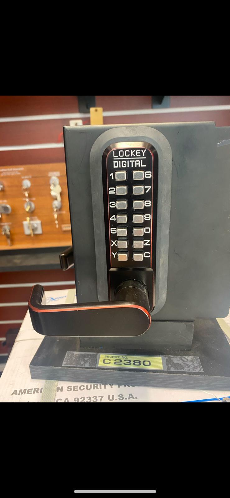Commercial Locksmith Service — Top Locksmith CA